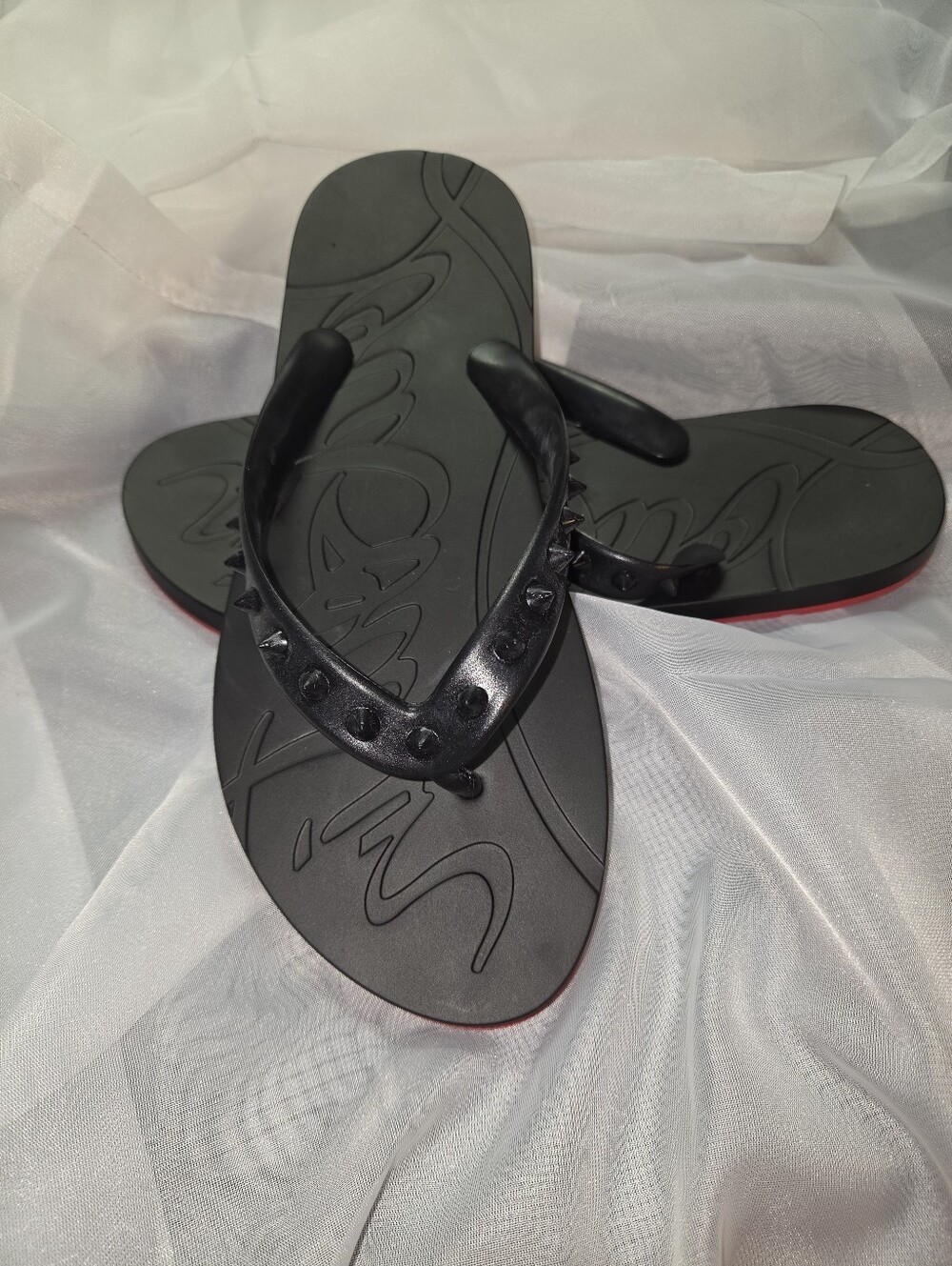 Christian Louboutin Donna Black Studded Flip-Flop Sandals - Picture 7 of 8
